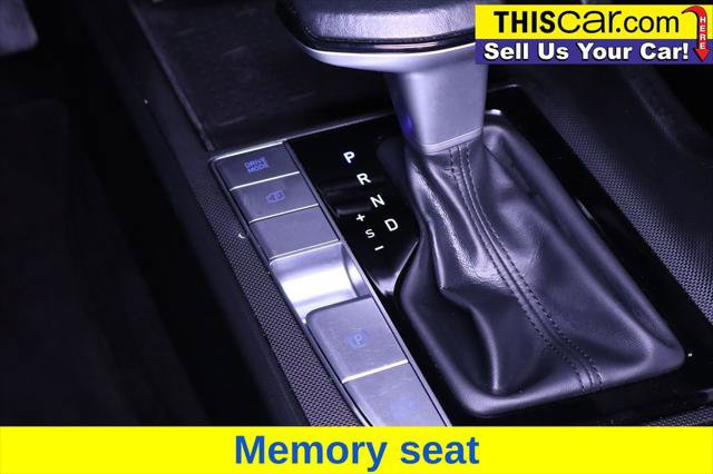 Used 2022 Hyundai Elantra Limited FWD image 21
