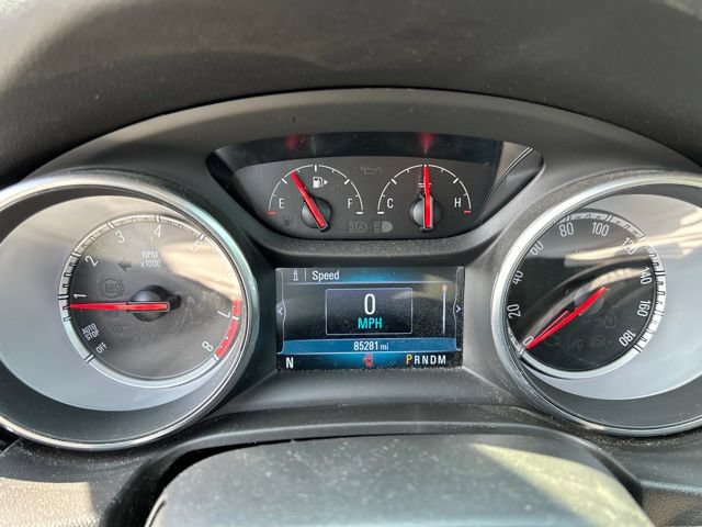 Used 2018 Buick Regal Essence w/ Driver Confidence Package #1 FWD image 22