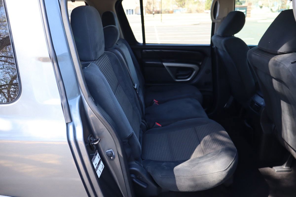 Used 2015 Nissan Armada SV AWD/4WD image 23