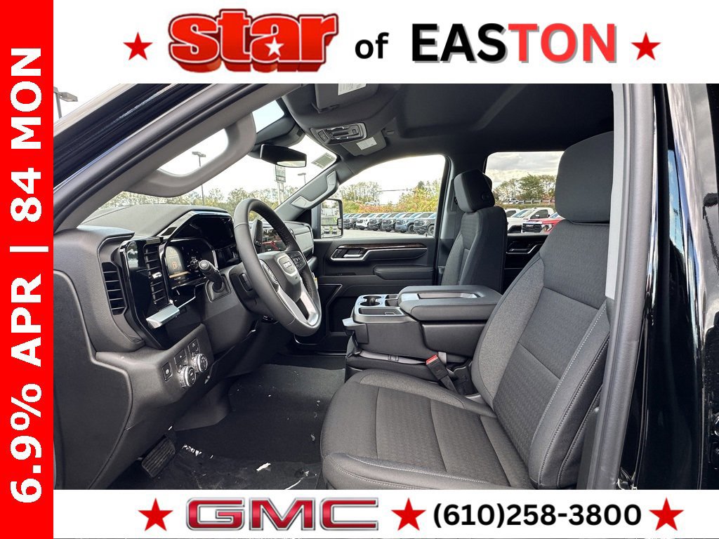 New 2026 GMC Sierra 2500 SLE w/ Preferred Package image 11