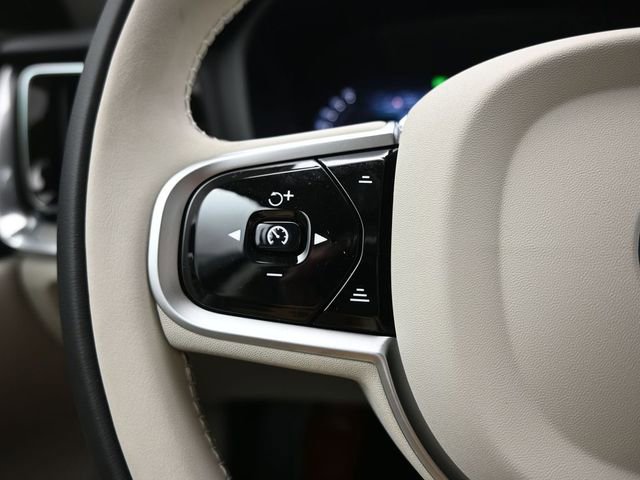 New 2026 Volvo V60 B5 Cross Country Plus w/ Protection Package Premier image 25