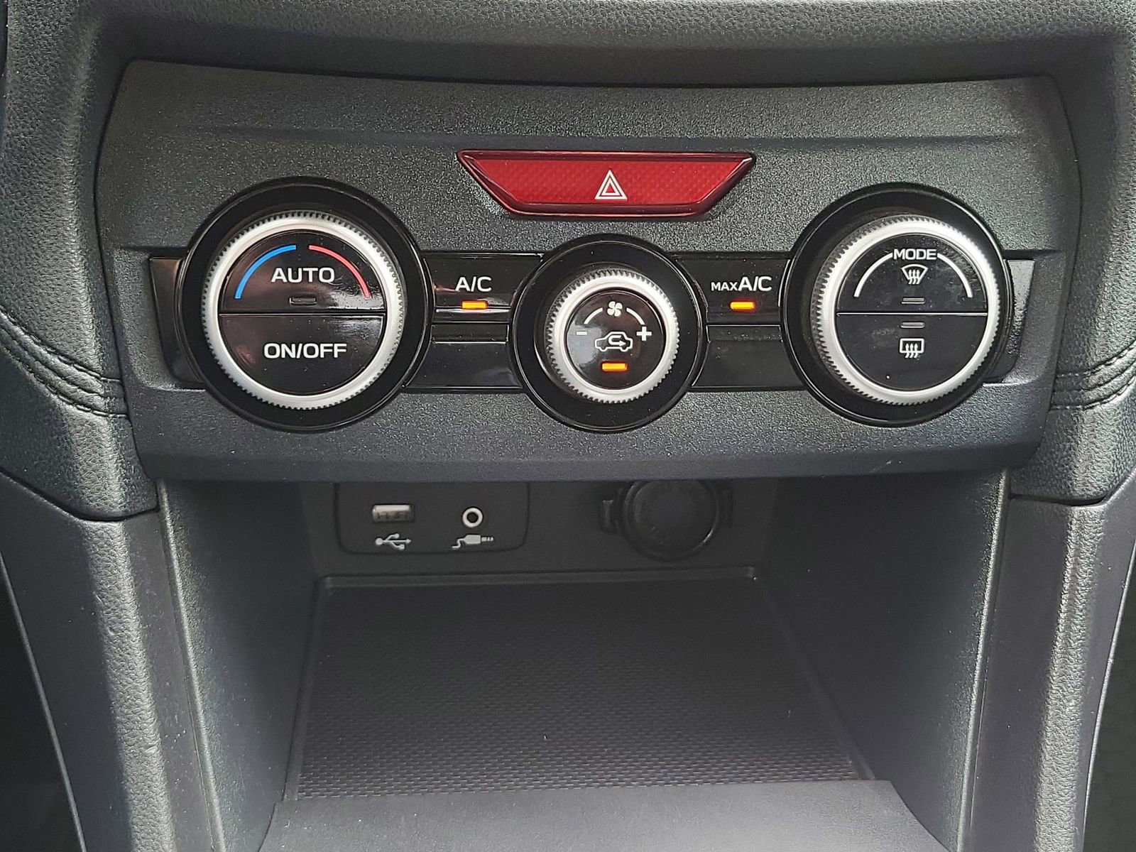 Used 2022 Subaru Crosstrek 2.0i AWD/4WD image 32