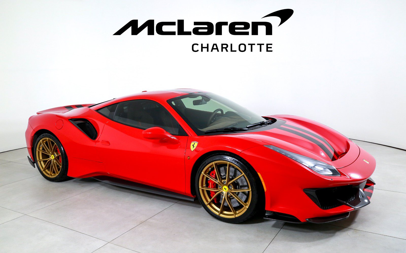 Used 2020 Ferrari 488 Pista Coupe RWD image 2