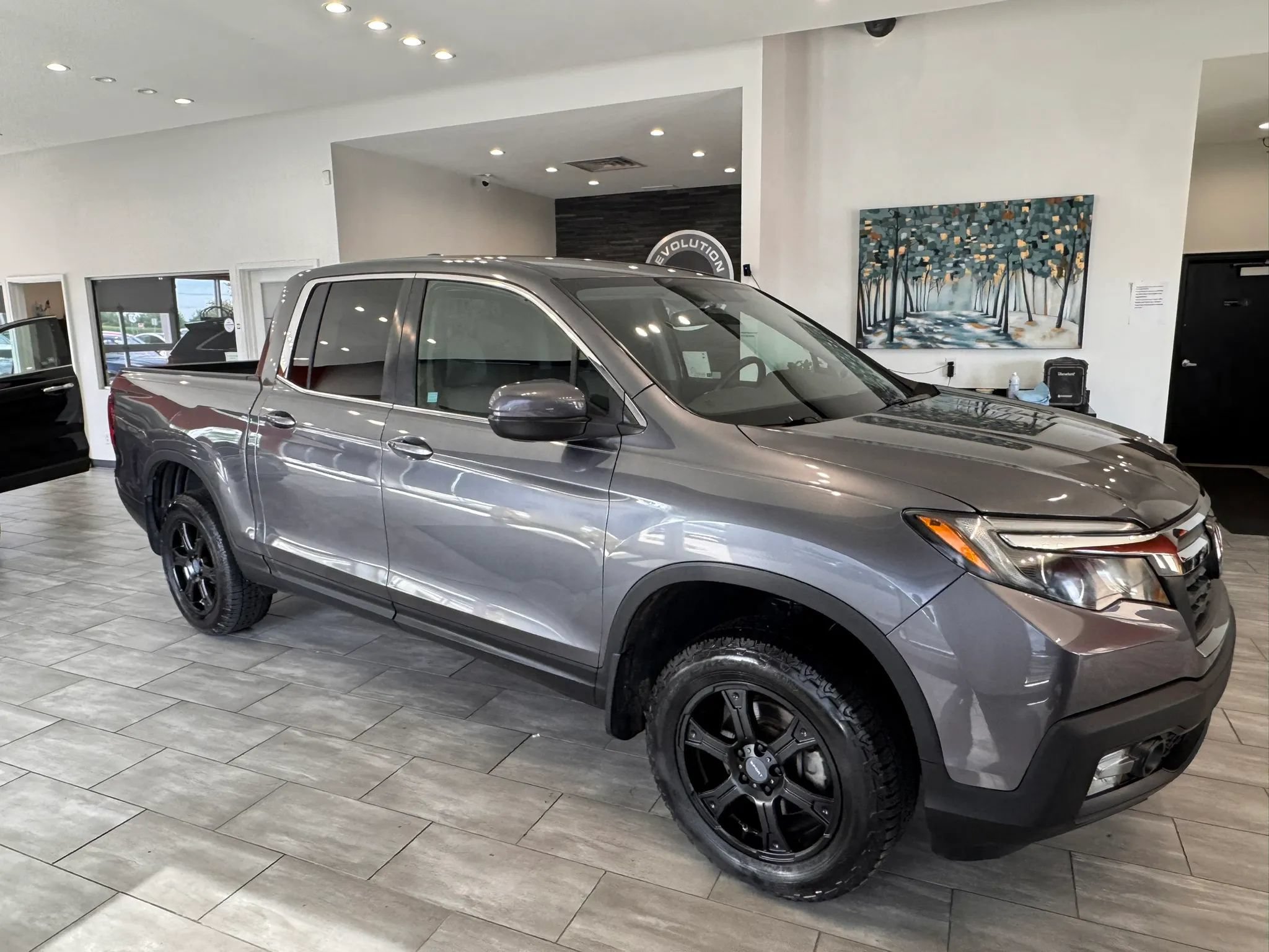 Used 2017 Honda Ridgeline RTS image 4