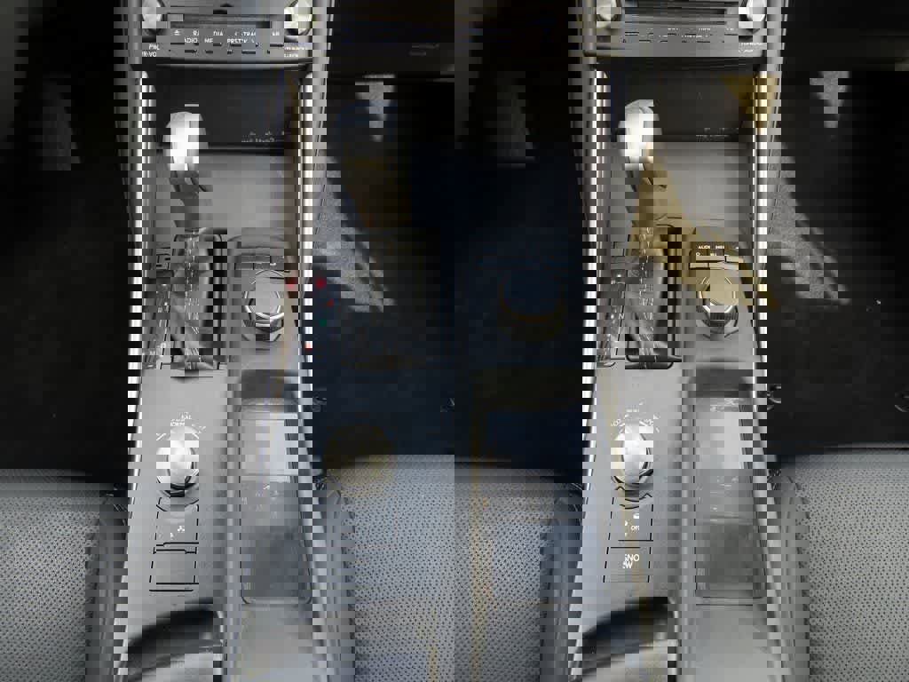 Used 2019 Lexus IS 300 image 20