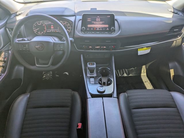 Used 2025 Nissan Rogue SV AWD/4WD image 19