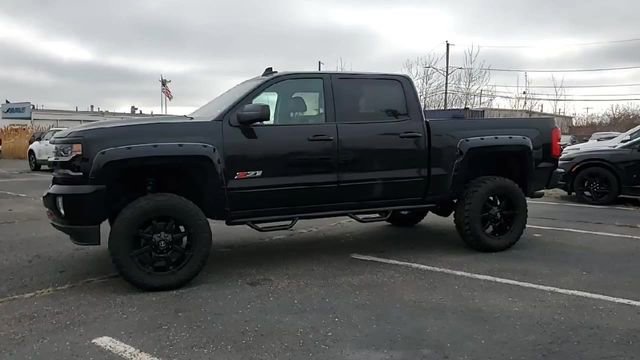 Used 2016 Chevrolet Silverado 1500 LTZ Z71 w/ Midnight Edition AWD/4WD image 5