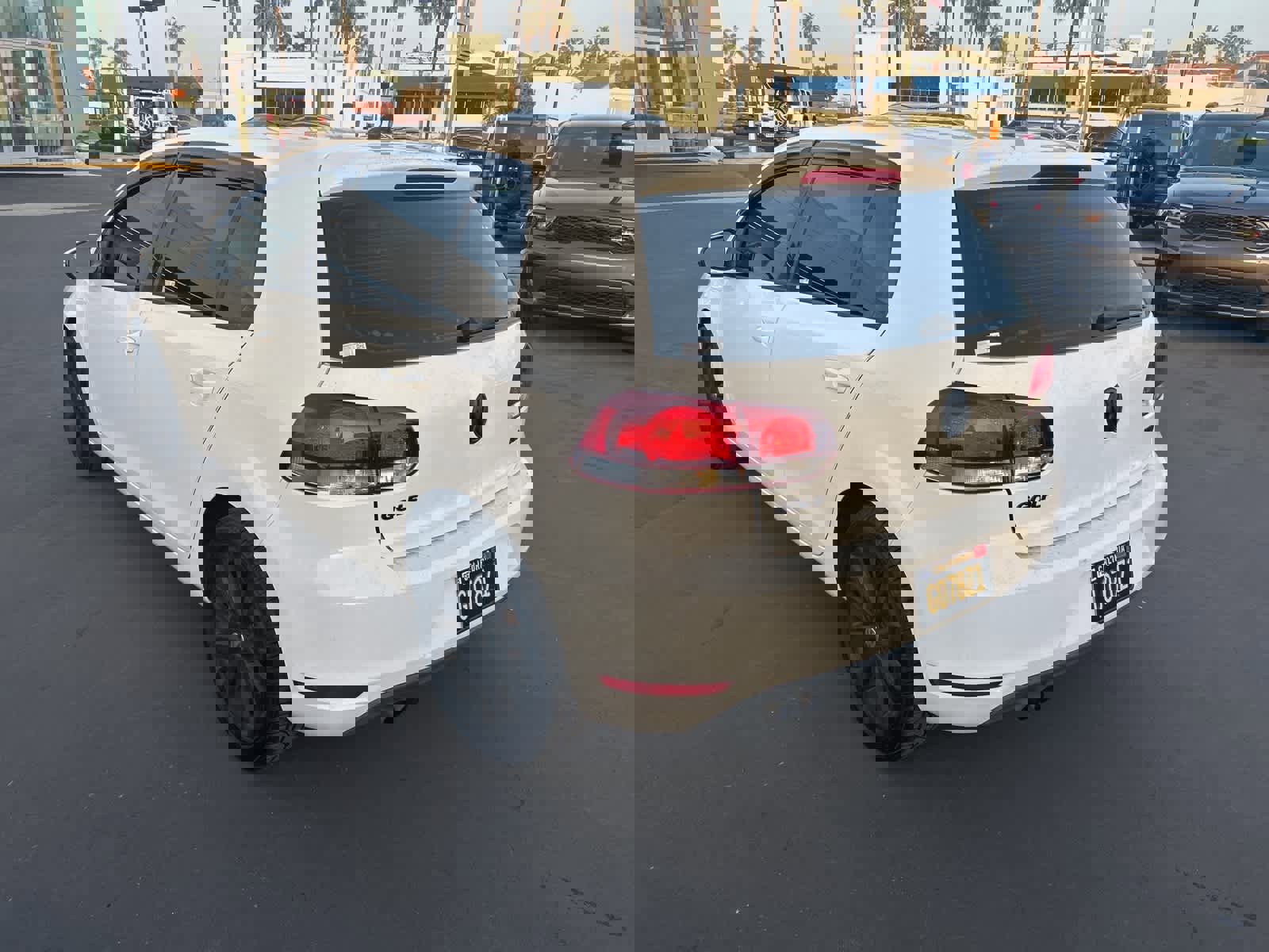 Used 2014 Volkswagen Golf TDI image 5