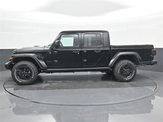 New 2024 Jeep Gladiator Sport image 8