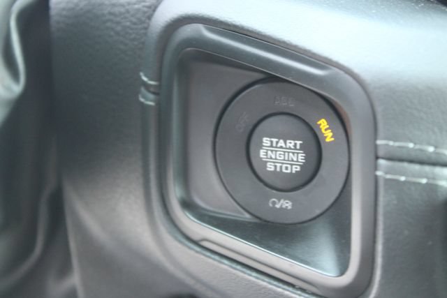 Used 2024 Jeep Wrangler Unlimited Sahara AWD/4WD image 23