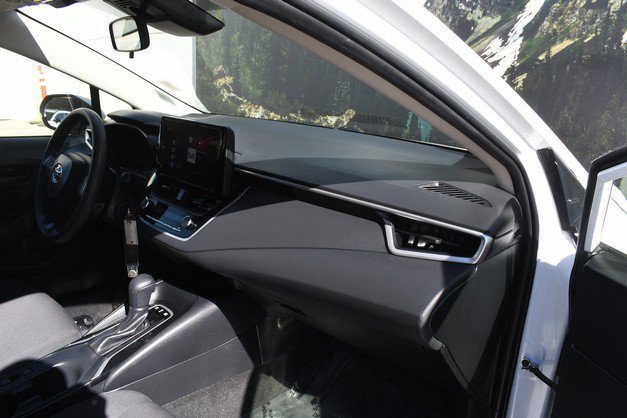 Certified 2024 Toyota Corolla LE image 24