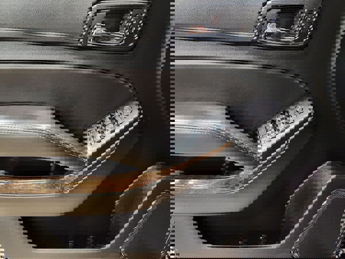 Used 2018 Chevrolet Tahoe LS image 40