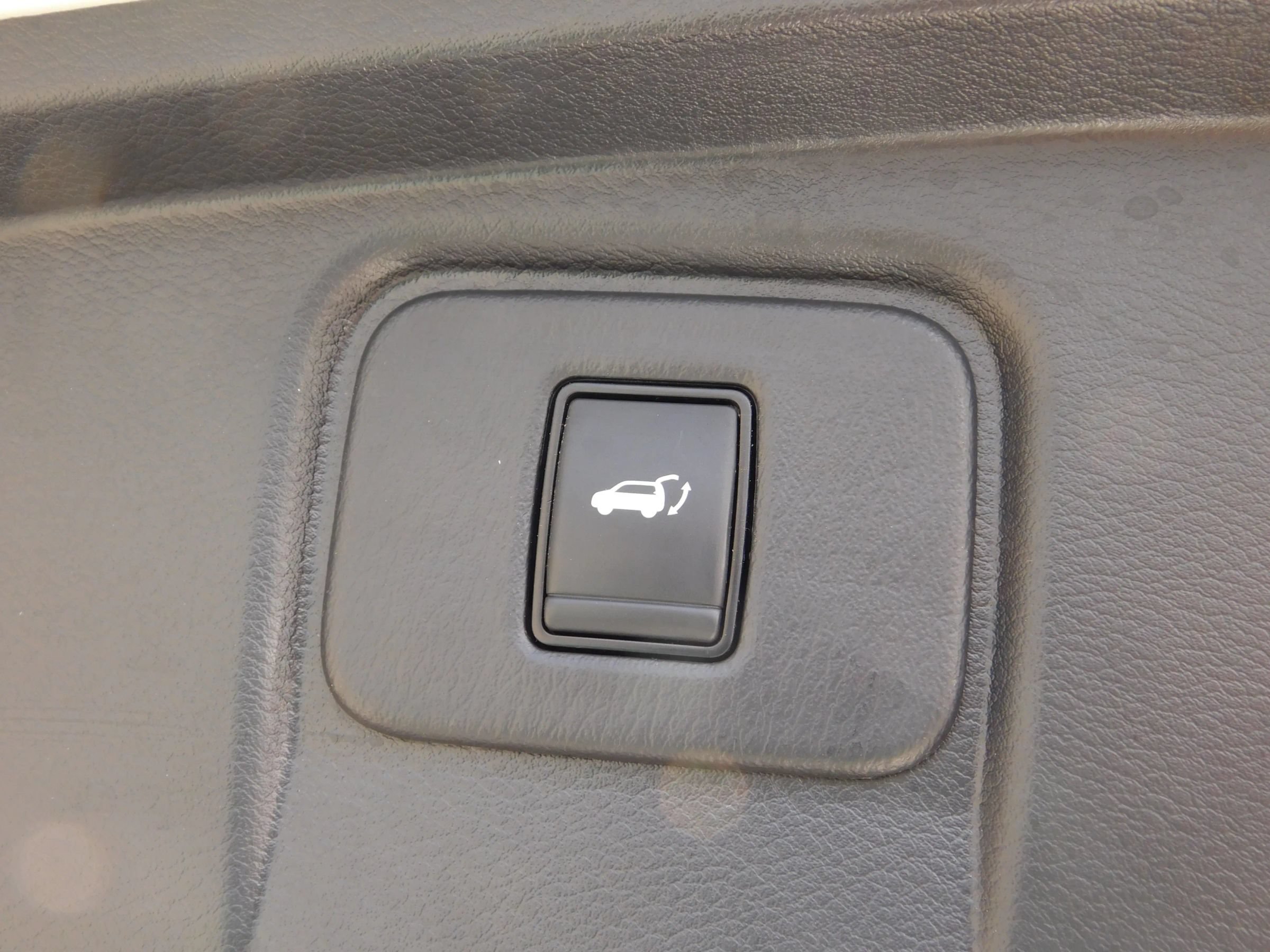 Used 2023 Nissan Murano SL FWD image 10