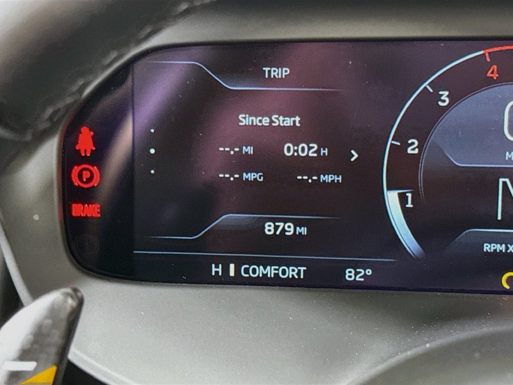 Used 2025 McLaren 750S Spider RWD image 12