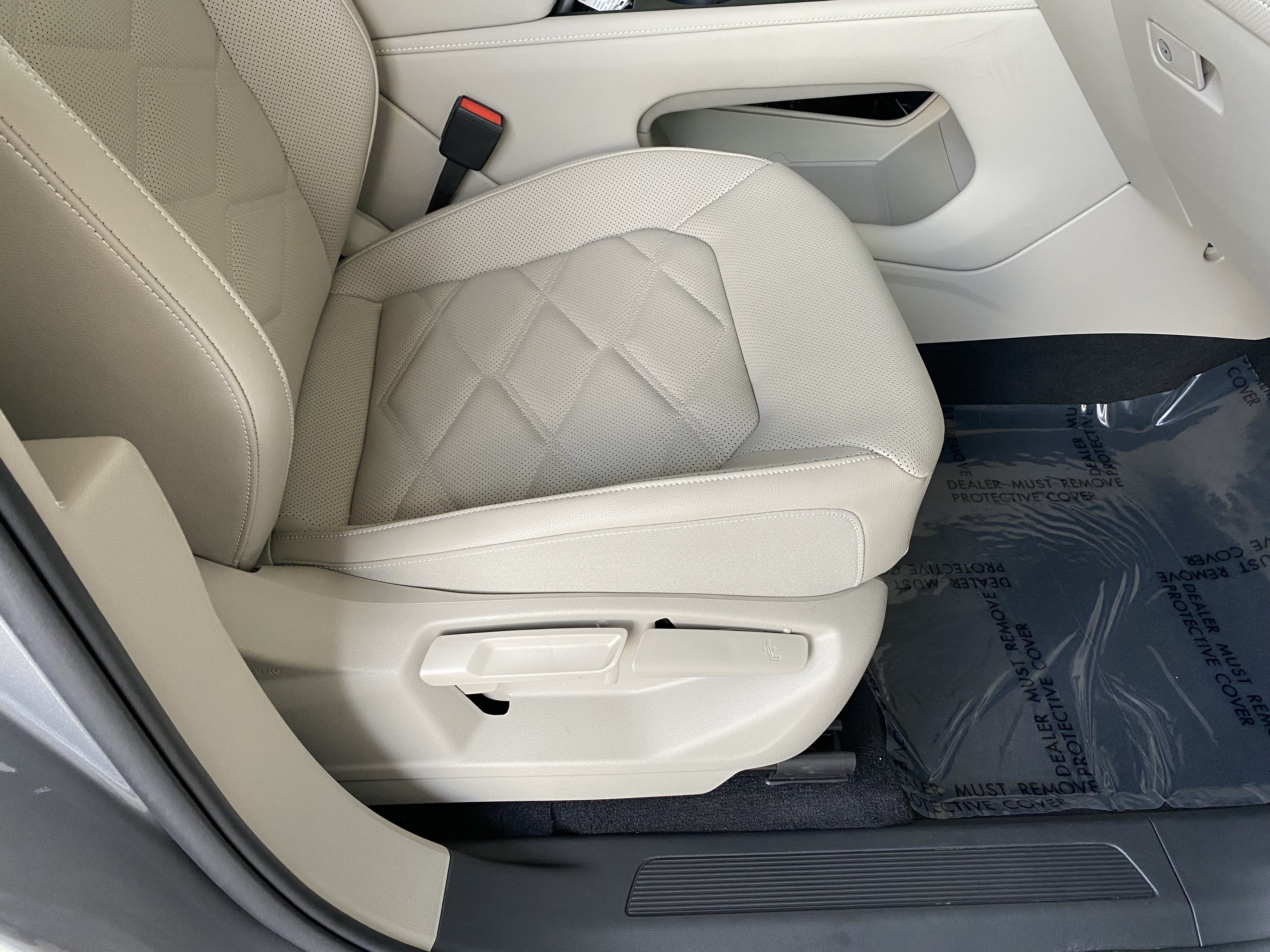 Certified 2026 Volkswagen Atlas SE AWD/4WD image 43