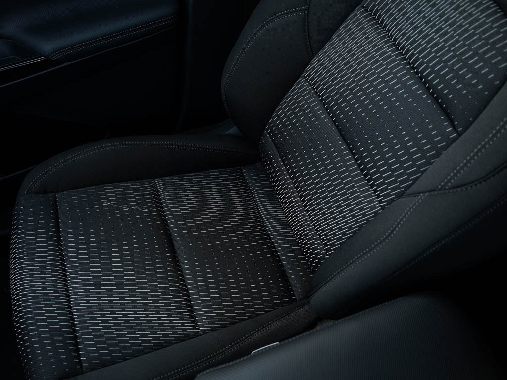 New 2026 Chevrolet Equinox LT w/ LPO, Floor Liner Package image 24