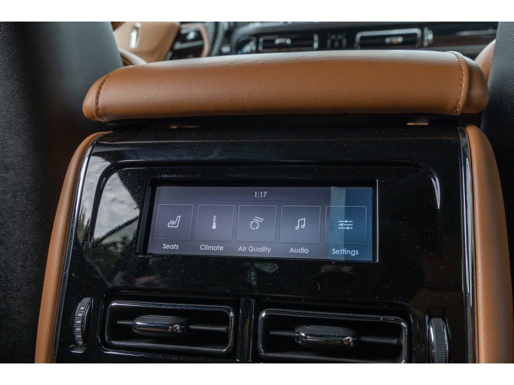 Used 2022 Lincoln Aviator Black Label w/ Dynamic Handling Package image 14