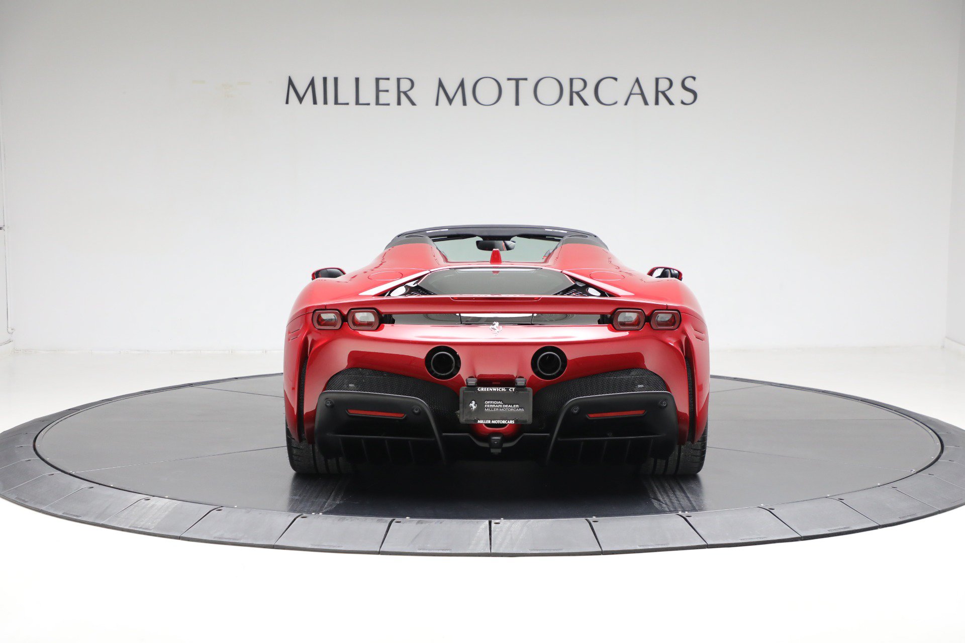 Certified 2024 Ferrari SF90 Spider AWD/4WD image 7