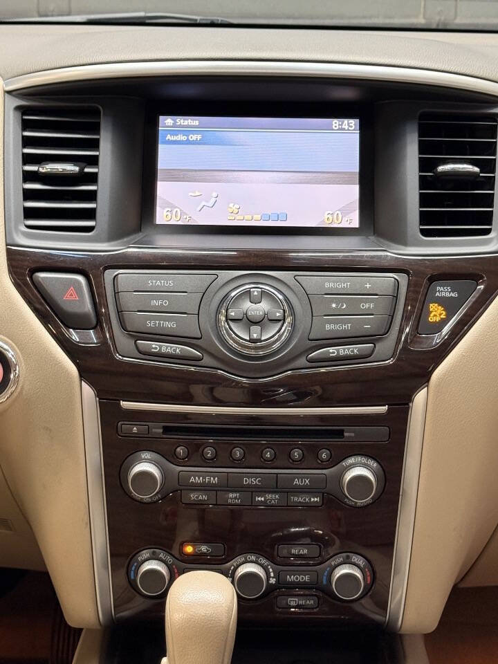 Used 2013 Nissan Pathfinder SL w/ SL Premium Pkg AWD/4WD image 22
