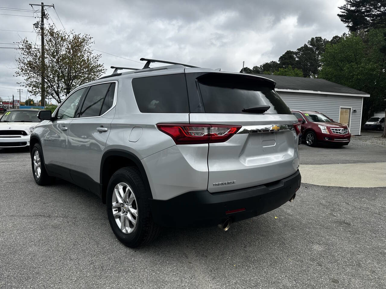 Used 2018 Chevrolet Traverse LT image 4