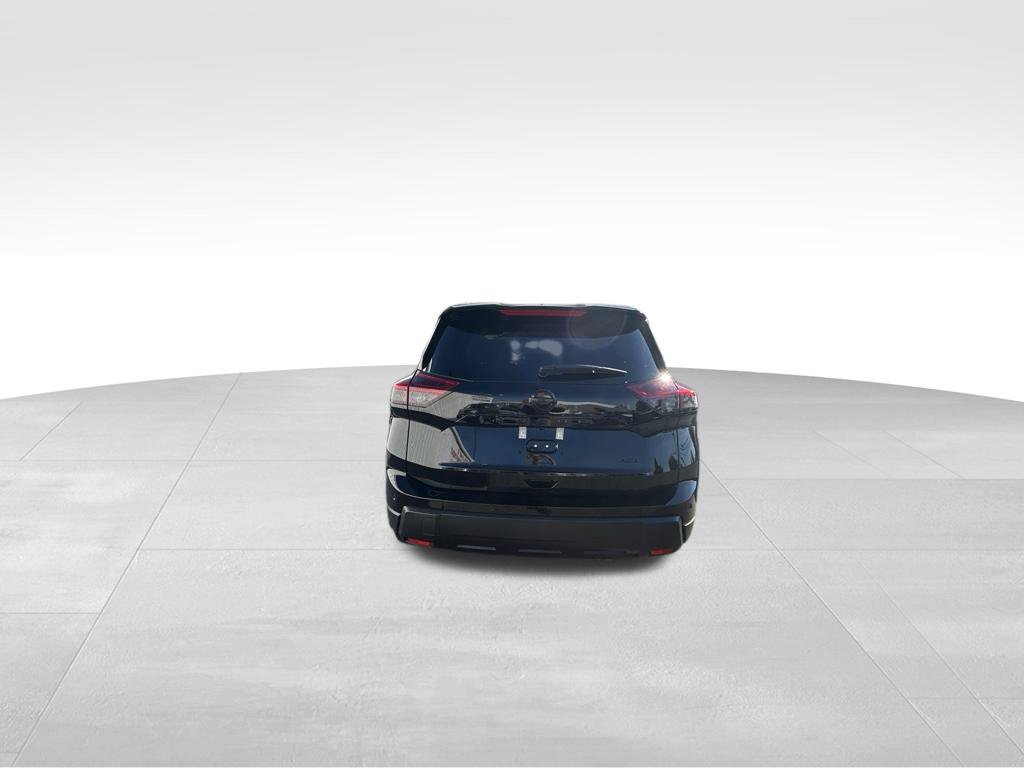 Used 2026 Nissan Rogue Dark Armor AWD/4WD image 5