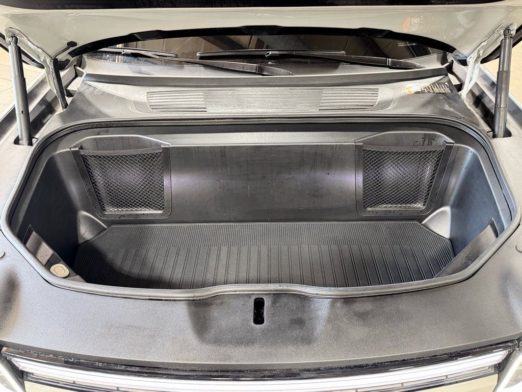 Used 2025 Rivian R1T Adventure Tri AWD/4WD image 26