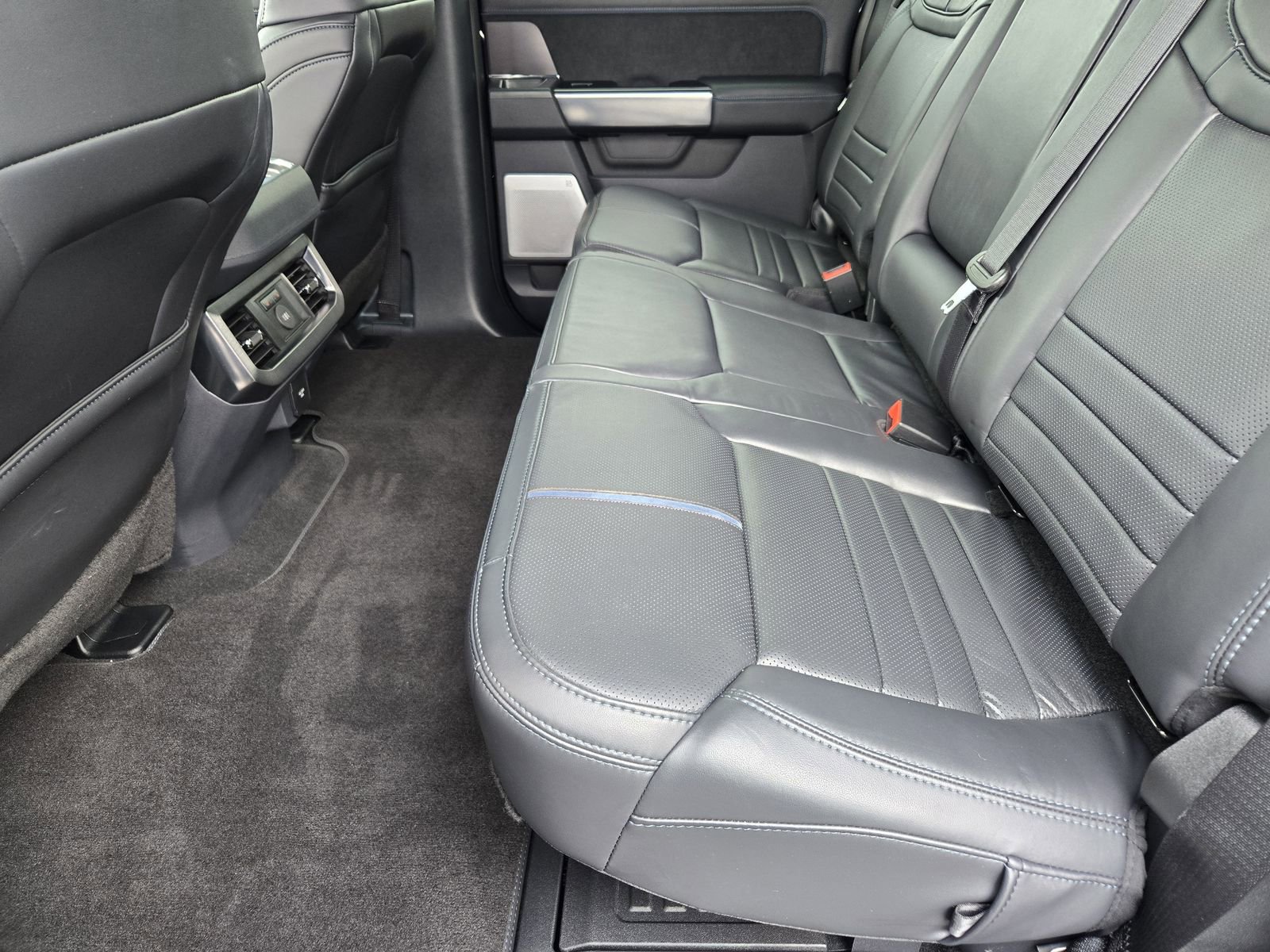 Used 2026 Ford F250 Platinum image 29