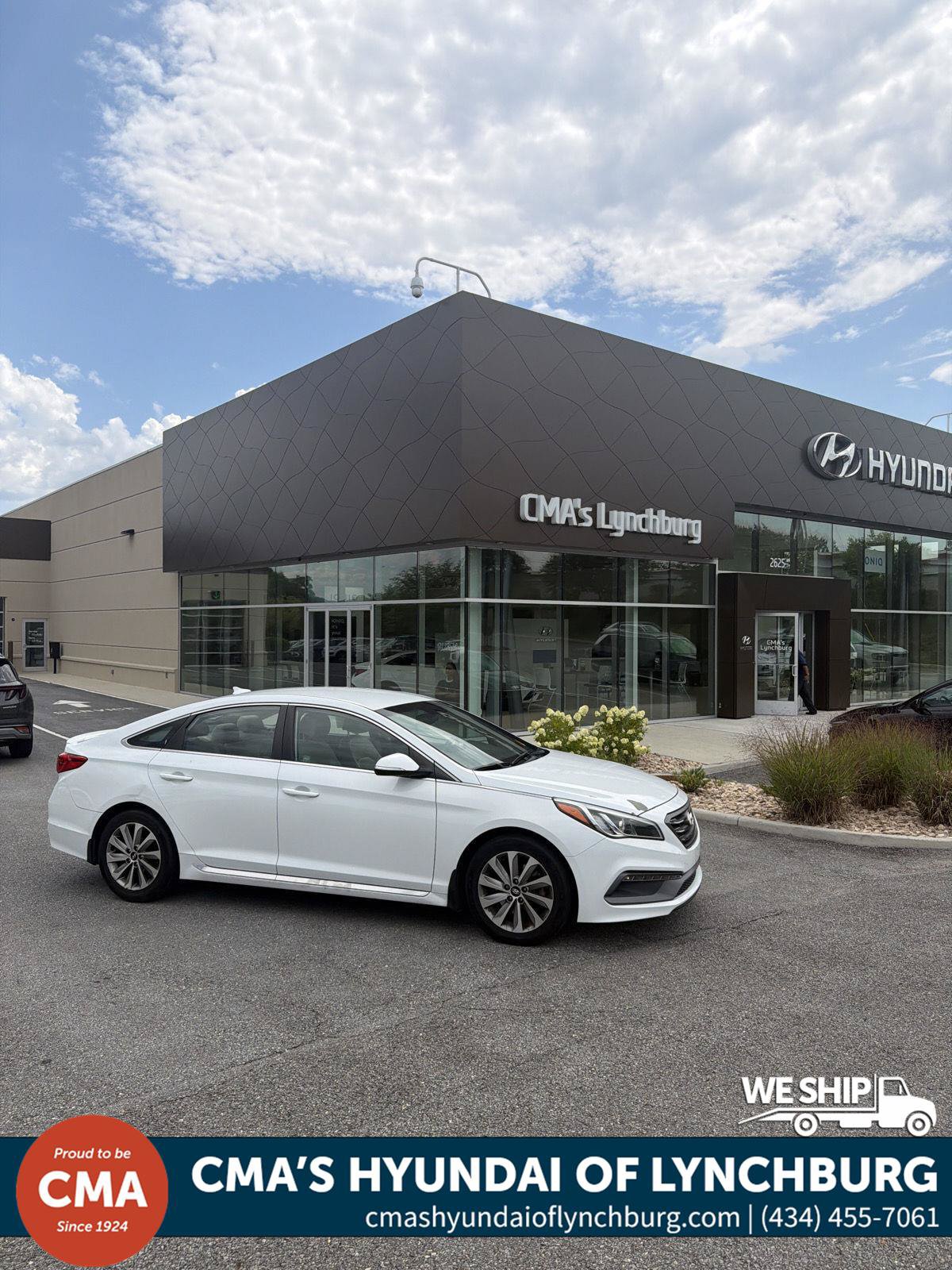 Used 2017 Hyundai Sonata Sport w/ Winter Weather Package FWD image 2