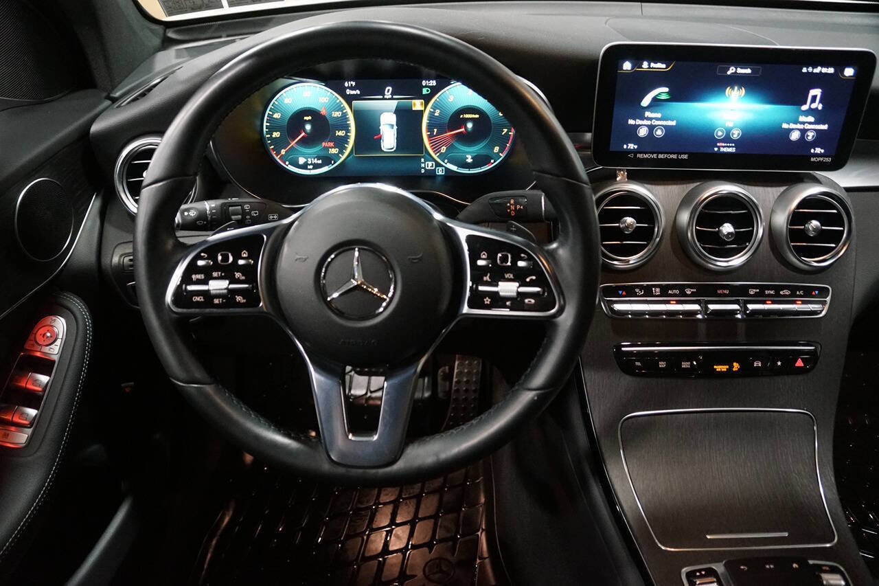 Used 2022 Mercedes-Benz GLC 300 4MATIC image 30