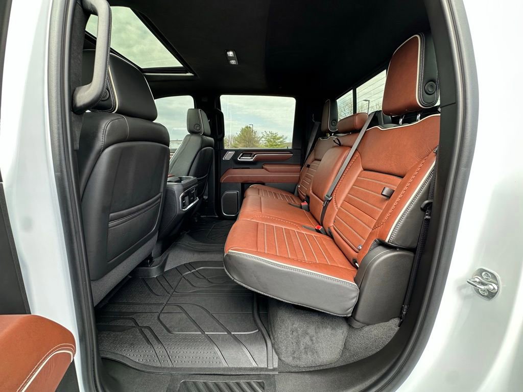 Used 2025 GMC Sierra 3500 Denali Ultimate w/ LPO, GMC Protection Package image 6