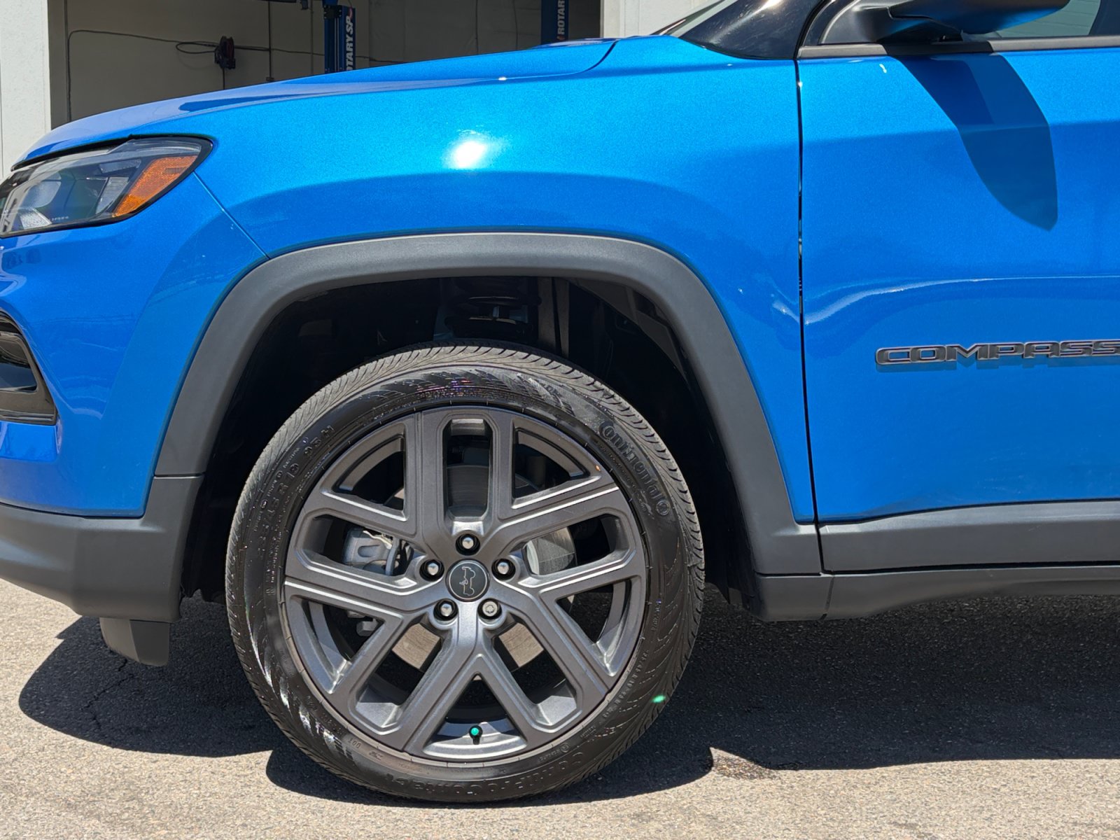 Used 2026 Jeep Compass Limited AWD/4WD image 10