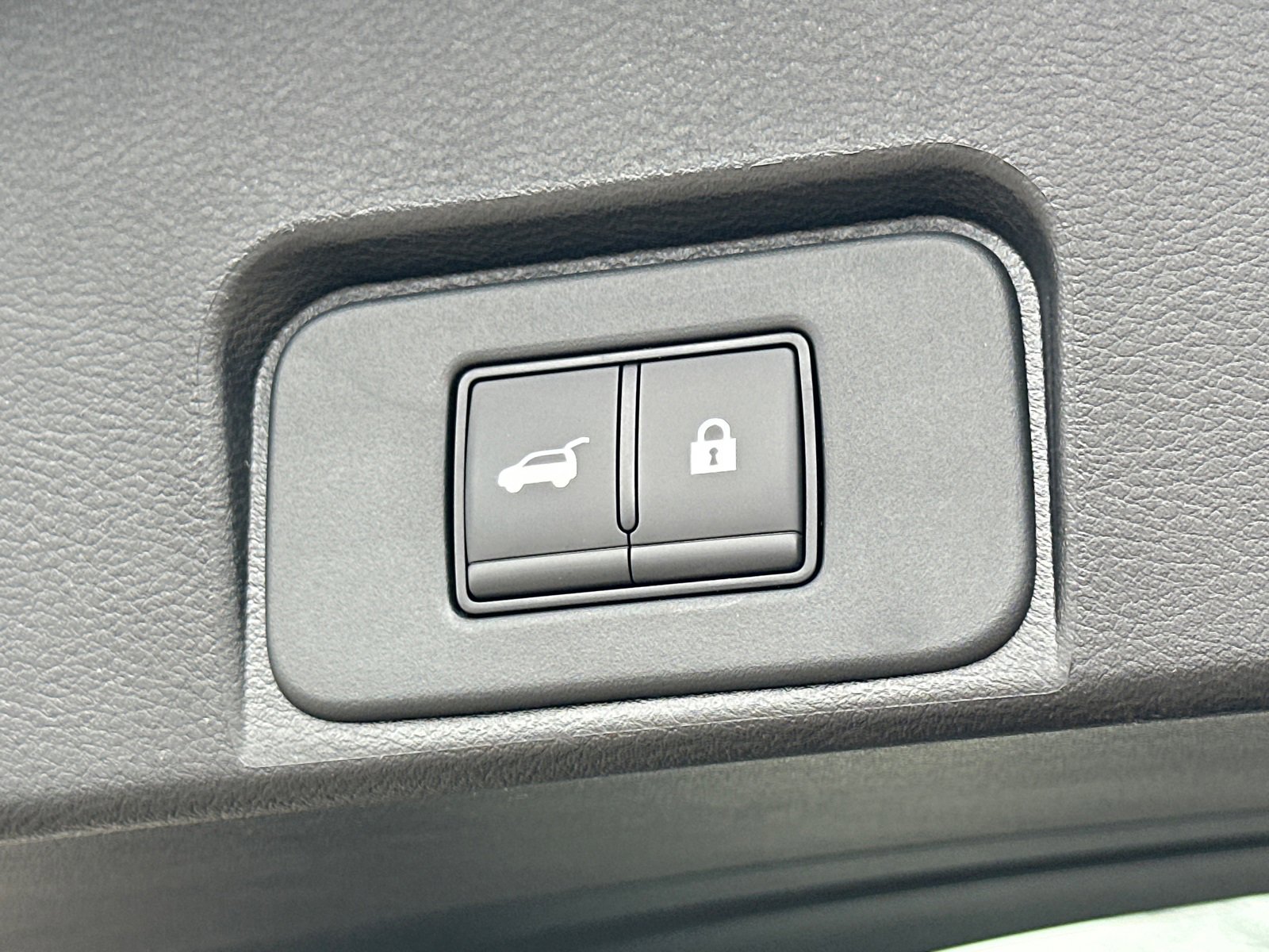 New 2026 Nissan Rogue SV image 19