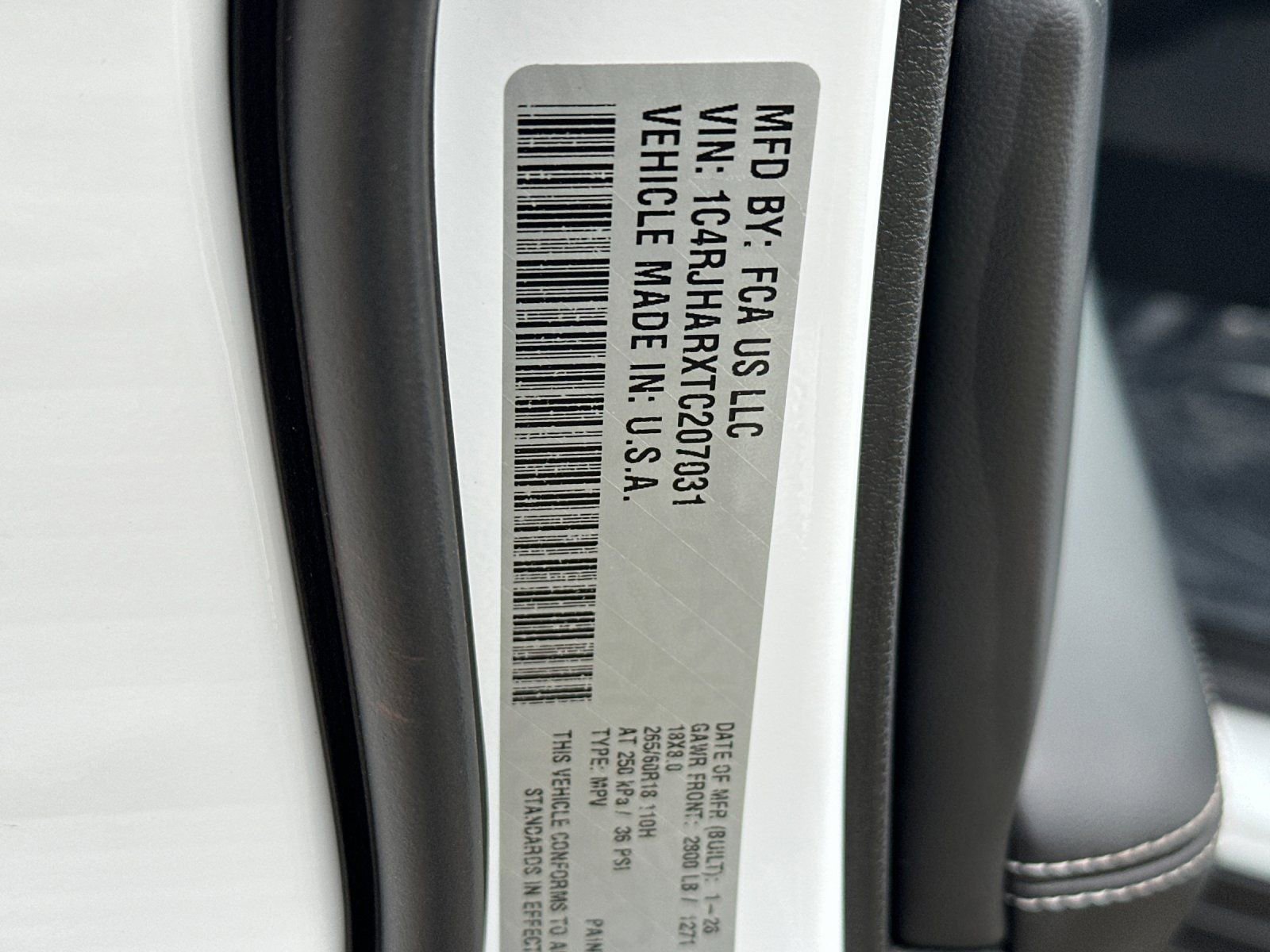 New 2026 Jeep Grand Cherokee Altitude AWD/4WD image 28