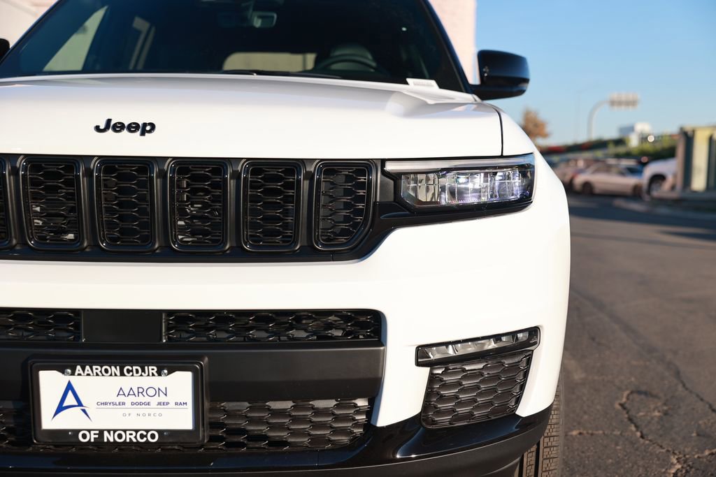 New 2025 Jeep Grand Cherokee L Limited image 5