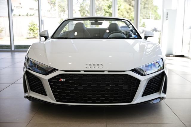 Used 2020 Audi R8 V10 w/ Carbon Exterior Package AWD/4WD image 18