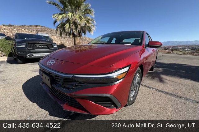 Used 2024 Hyundai Elantra SEL FWD image 1