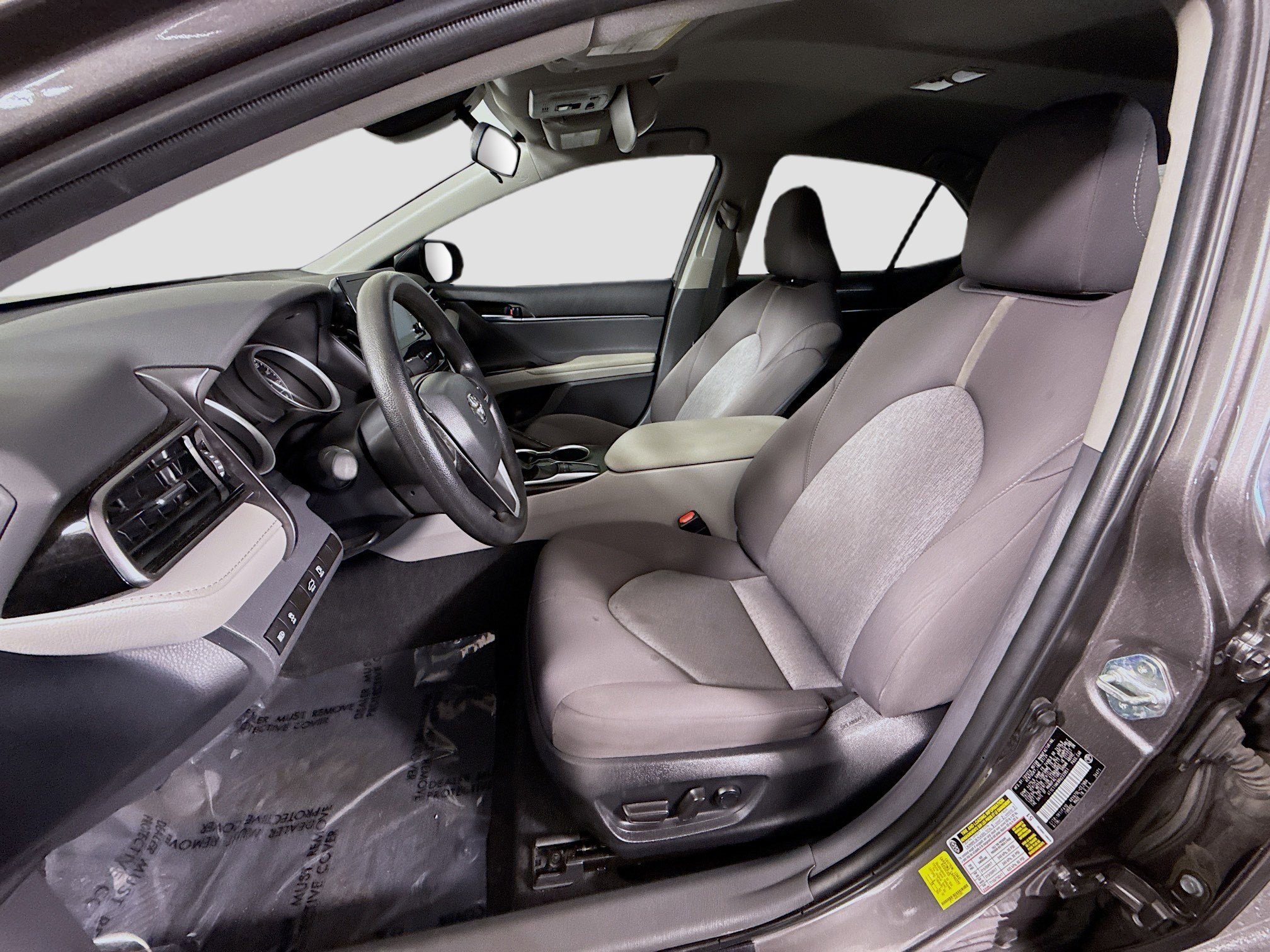 Used 2024 Toyota Camry LE image 21