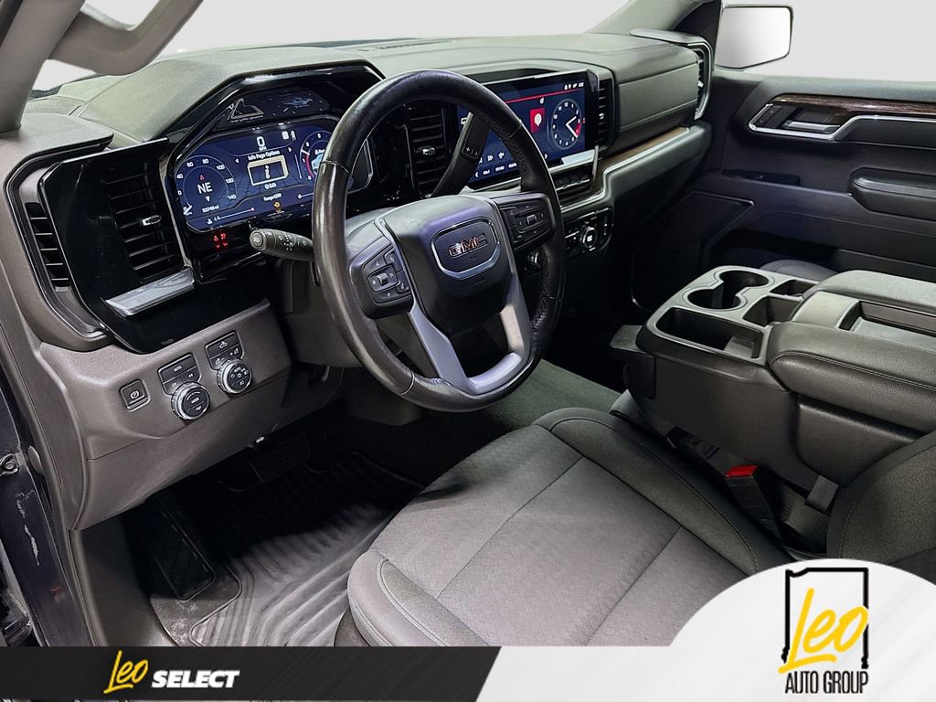 Used 2022 GMC Sierra 1500 Elevation AWD/4WD image 11