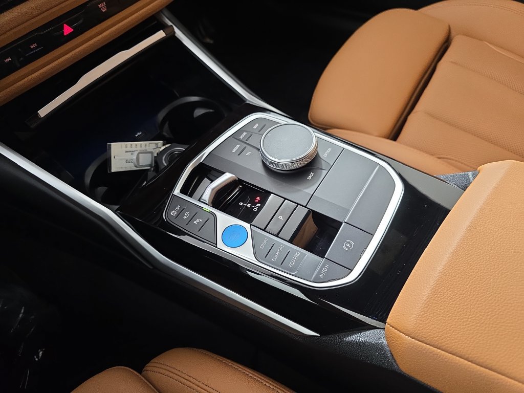 Certified 2024 BMW i4 eDrive40 w/ Premium Package RWD image 25
