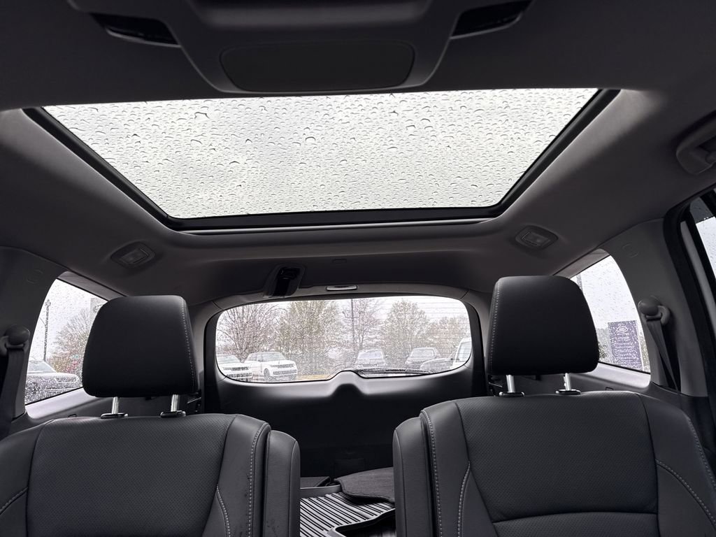 Used 2022 Honda Pilot Elite image 31