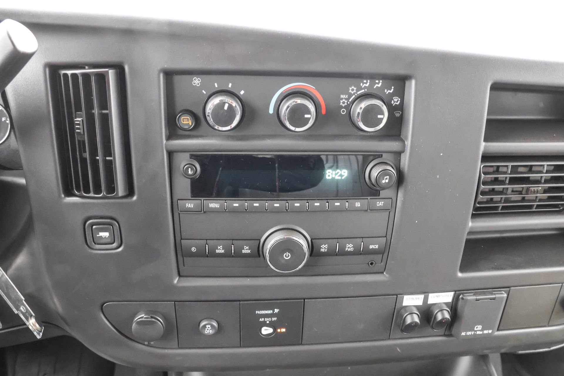 New 2025 Chevrolet Express 3500 w/ Power Convenience Package RWD image 28