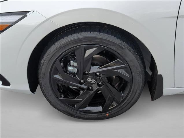 New 2026 Hyundai Elantra SEL Sport Premium image 10