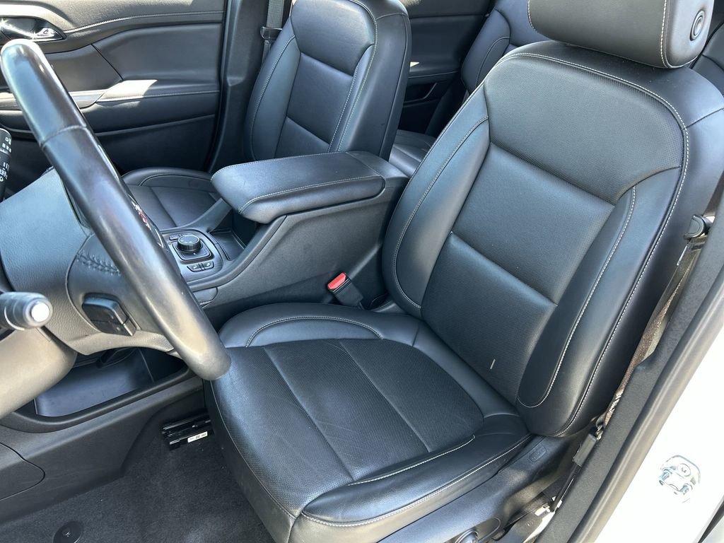 Used 2021 GMC Acadia SLT FWD image 19