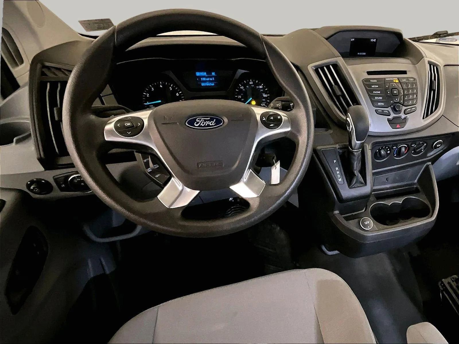 Used 2018 Ford Transit 150 130 Low Roof RWD image 5