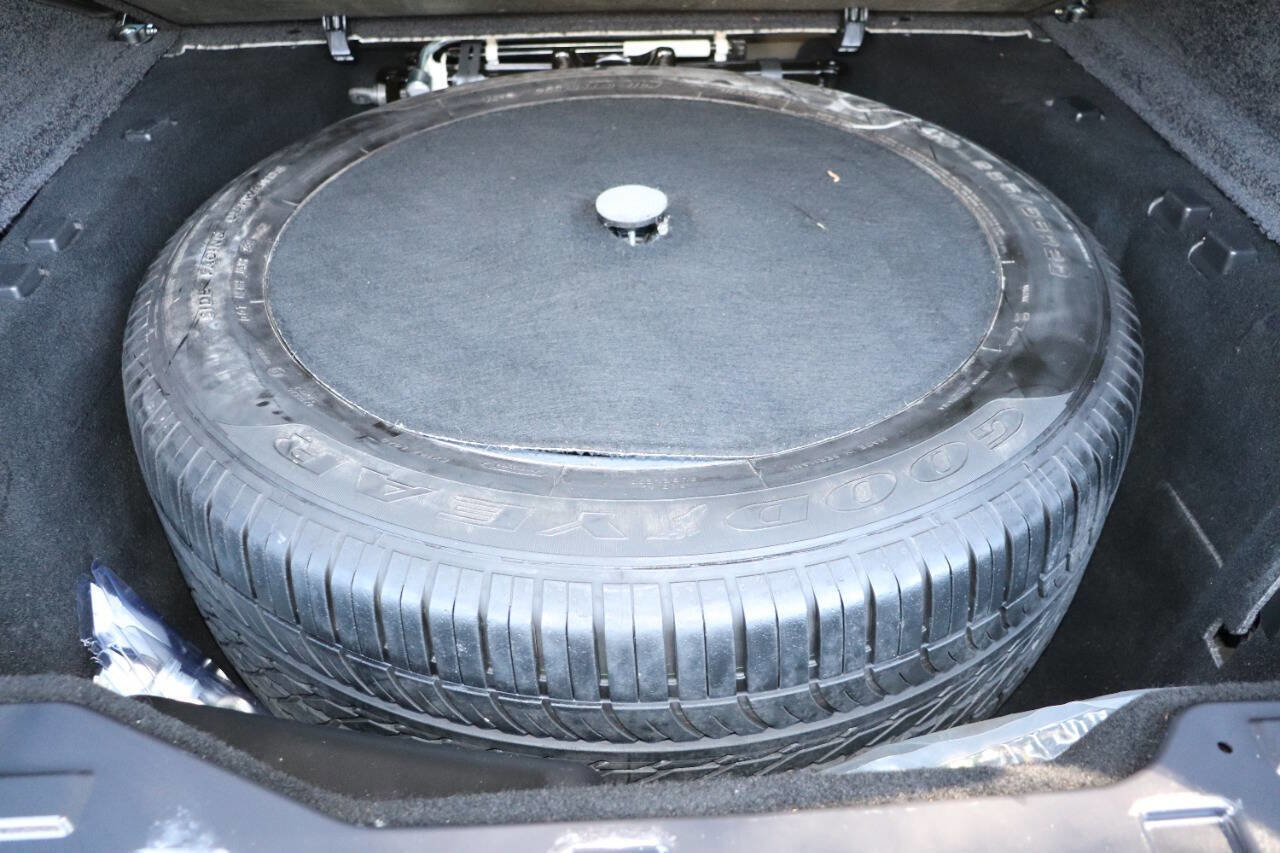 Used 2017 Land Rover Range Rover HSE AWD/4WD image 63