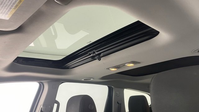 Used 2016 Chevrolet Traverse LT w/ Style and Technology Package image 44