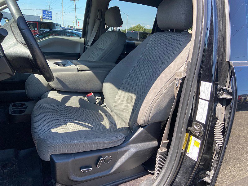 Used 2016 Ford F150 XLT w/ Equipment Group 302A Luxury image 11