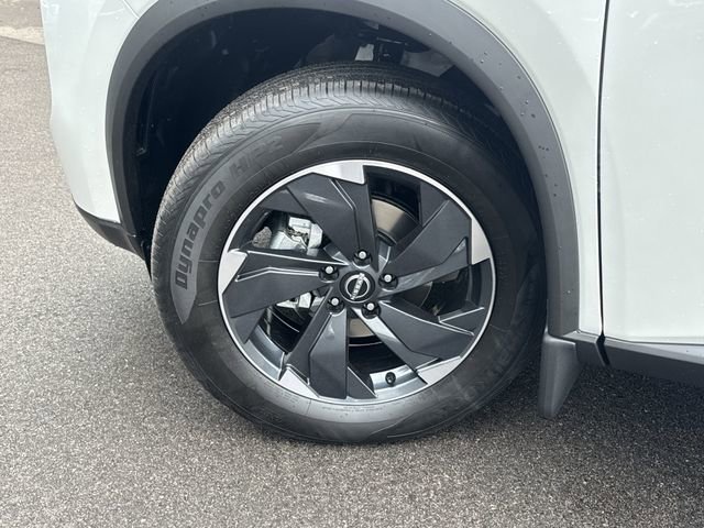 New 2026 Nissan Rogue SV image 33