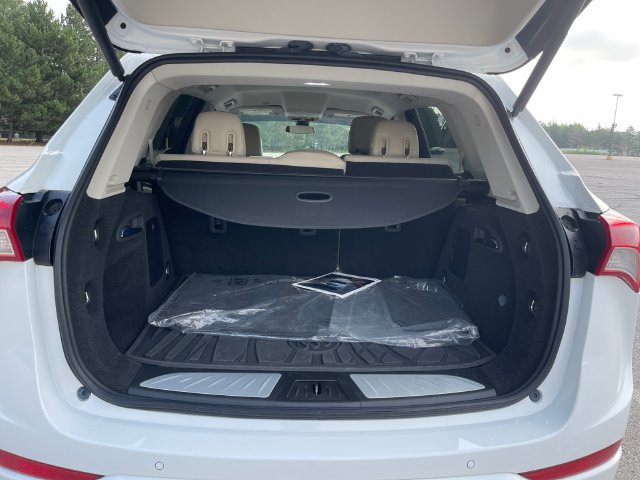 Used 2019 Buick Envision Premium AWD/4WD image 17