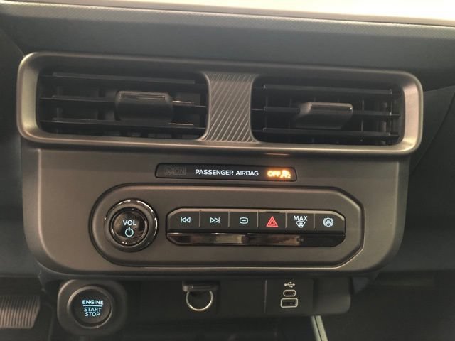 New 2025 Ford Maverick XLT w/ XLT Luxury Package AWD/4WD image 19